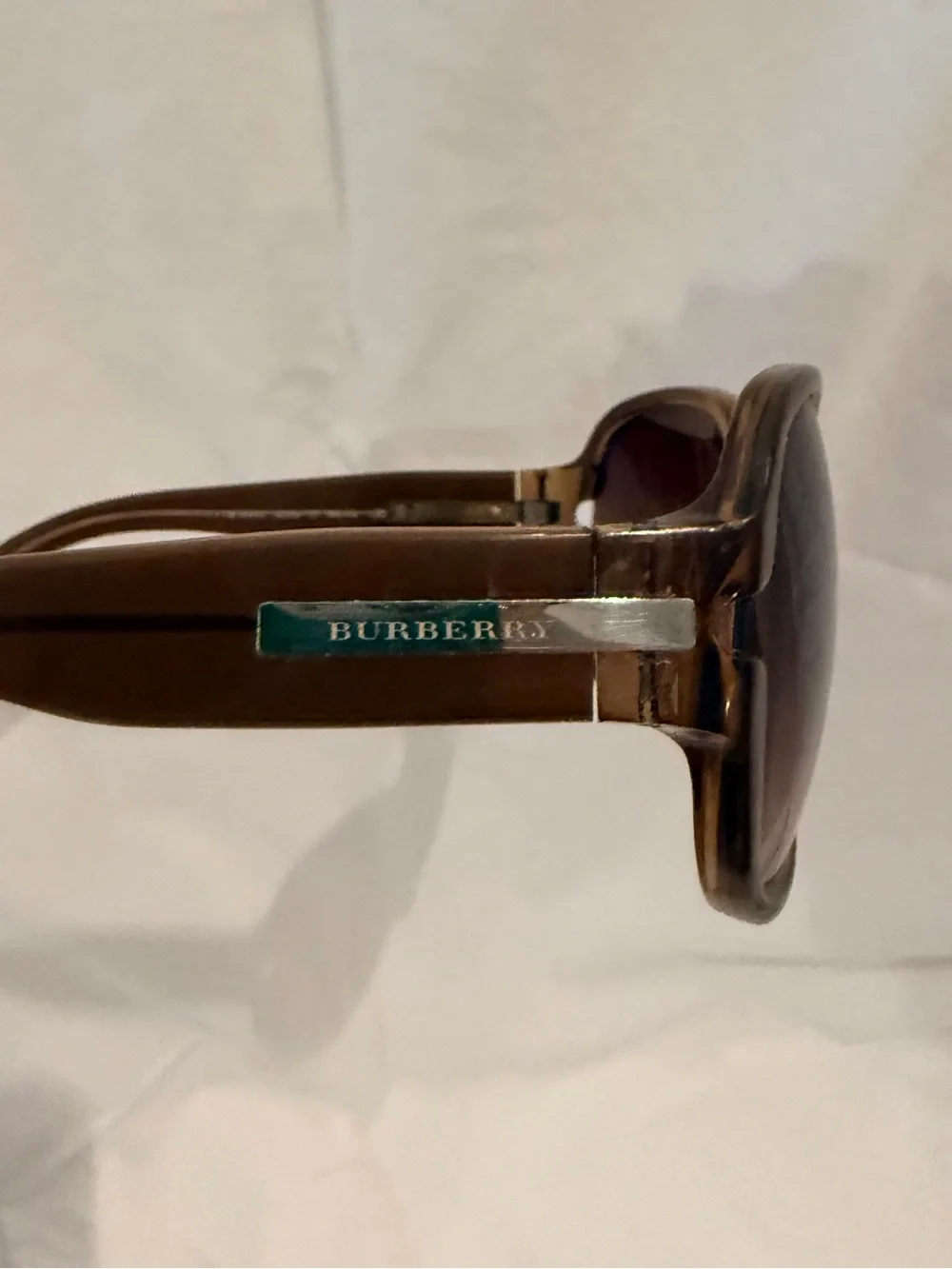 Burberry Brown Gradient Oval Women's Sunglasses